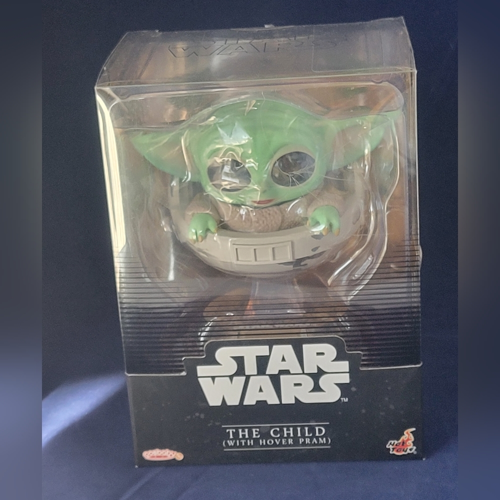 NWT Star Wars The Child with Hover Pram Disney Mandalorian